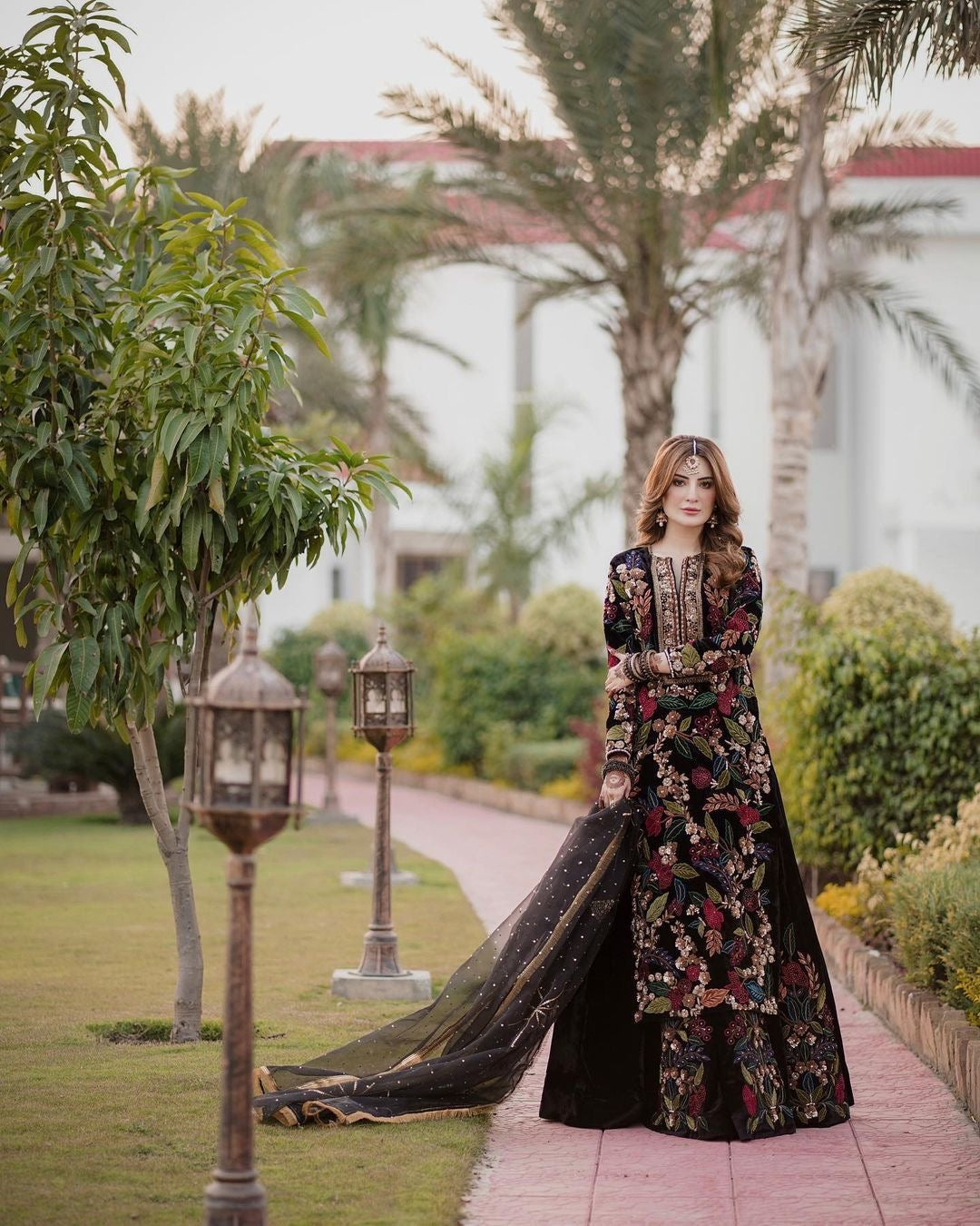 velvet lehnga