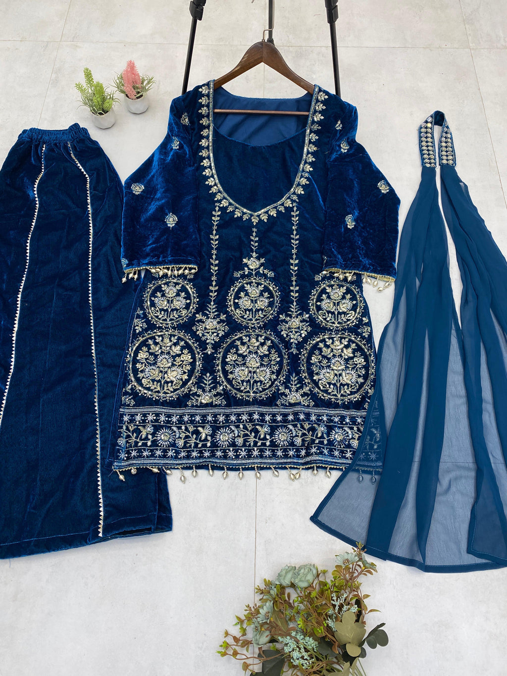 Velvet sharar suit
