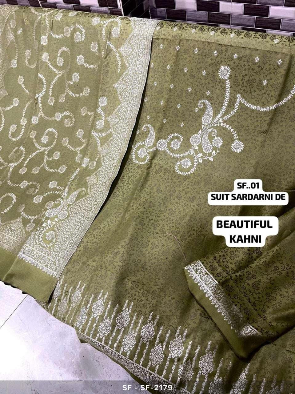 Pashmina suit