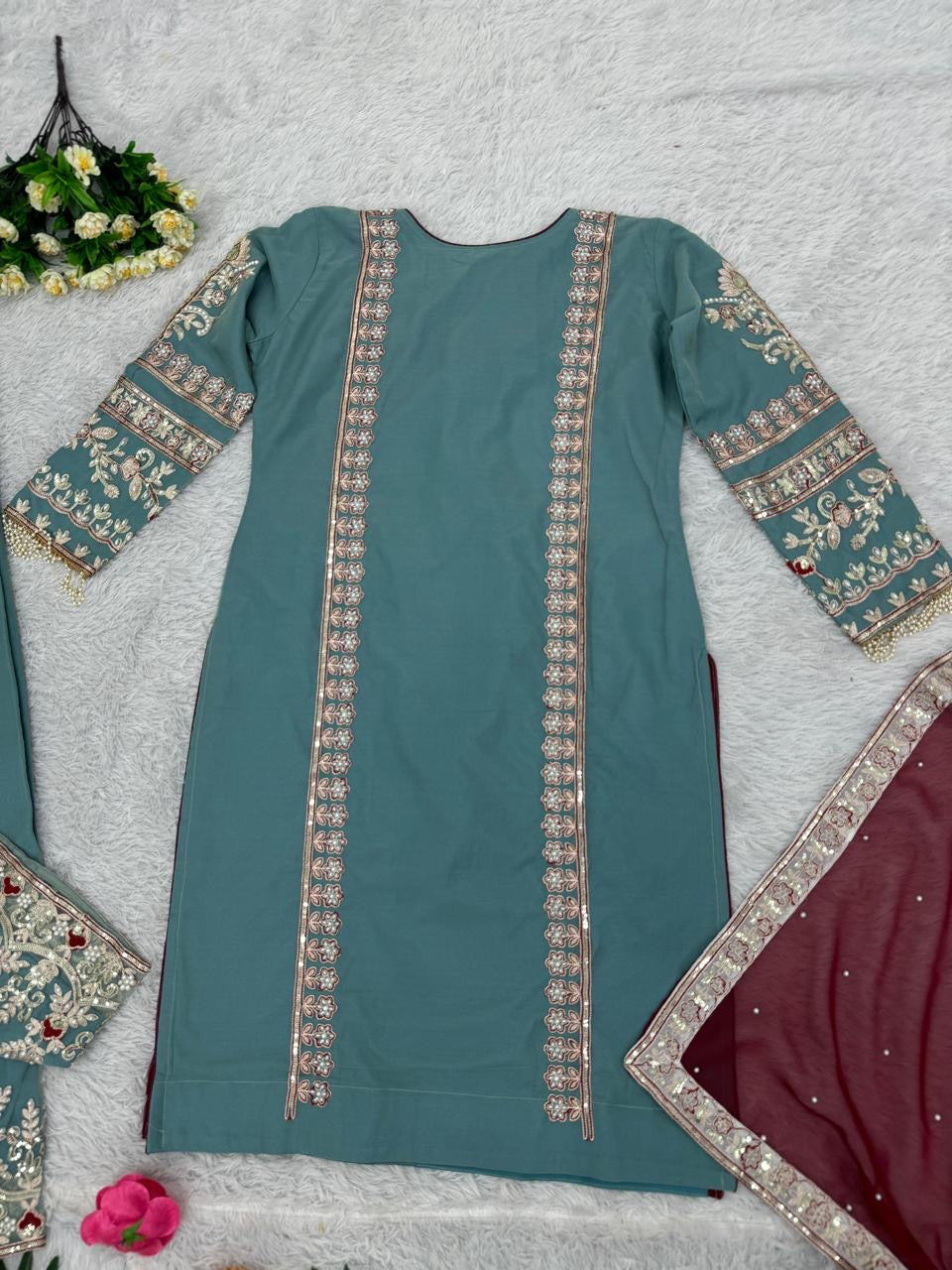 Rakhi outfit