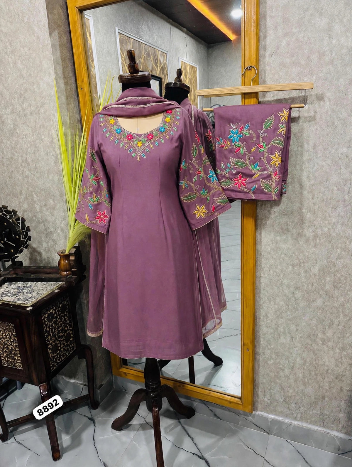 UNSTITCHED SUIT