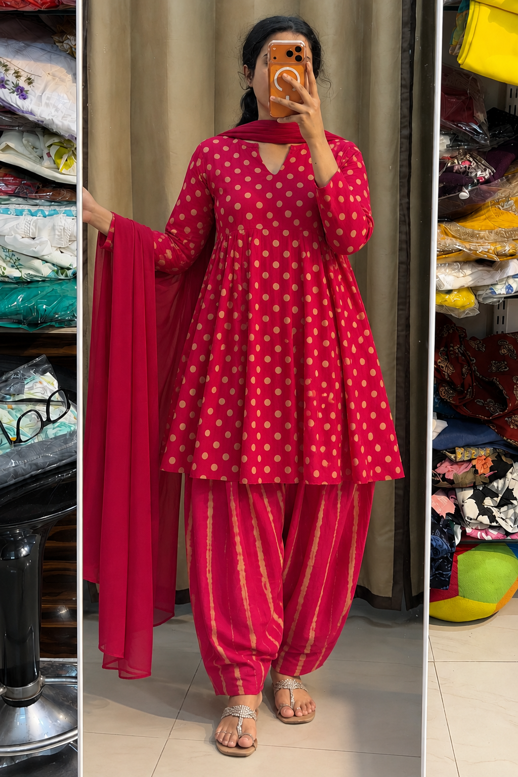 Polka dots in tussar satin