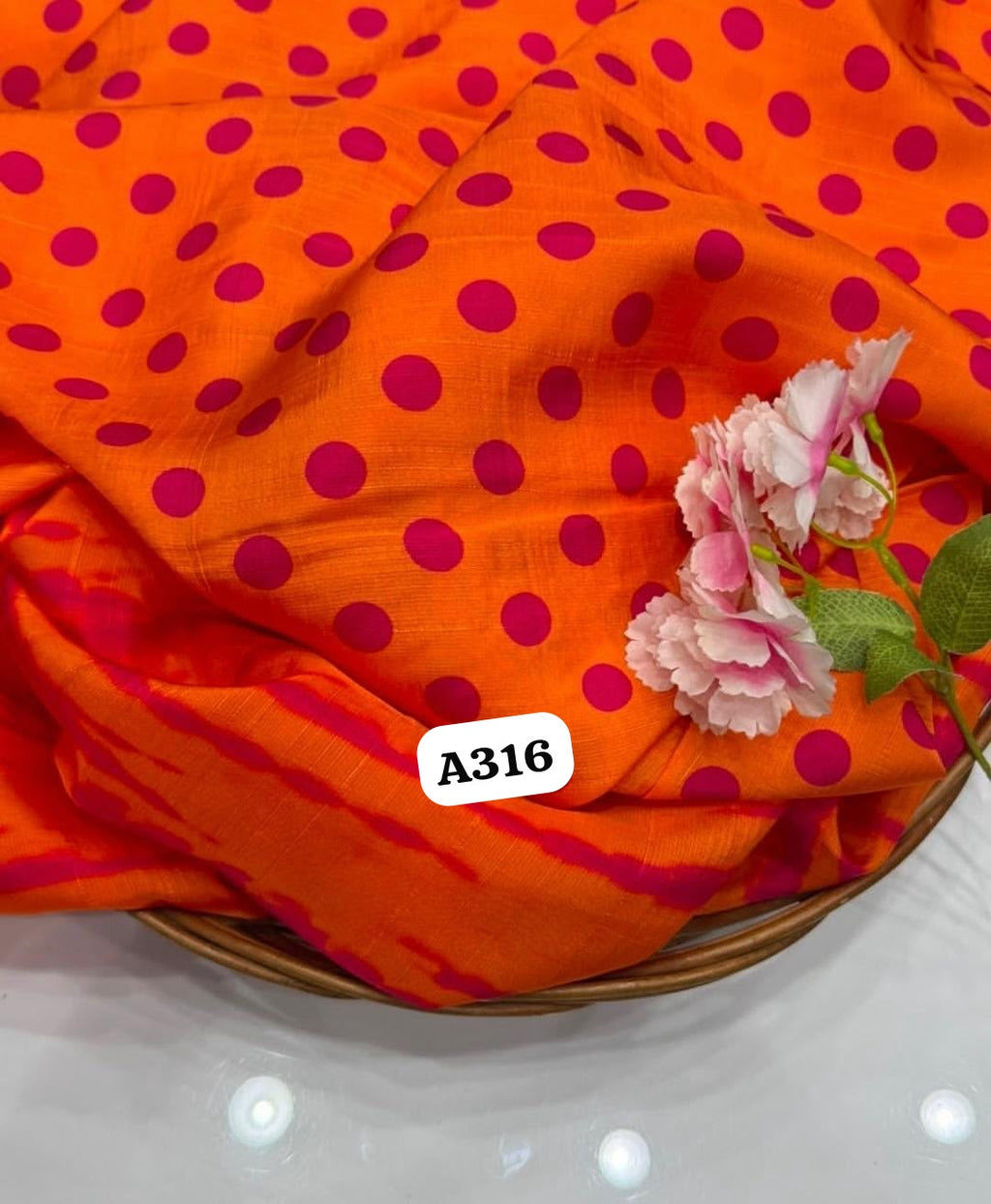 Polka dots in tussar satin