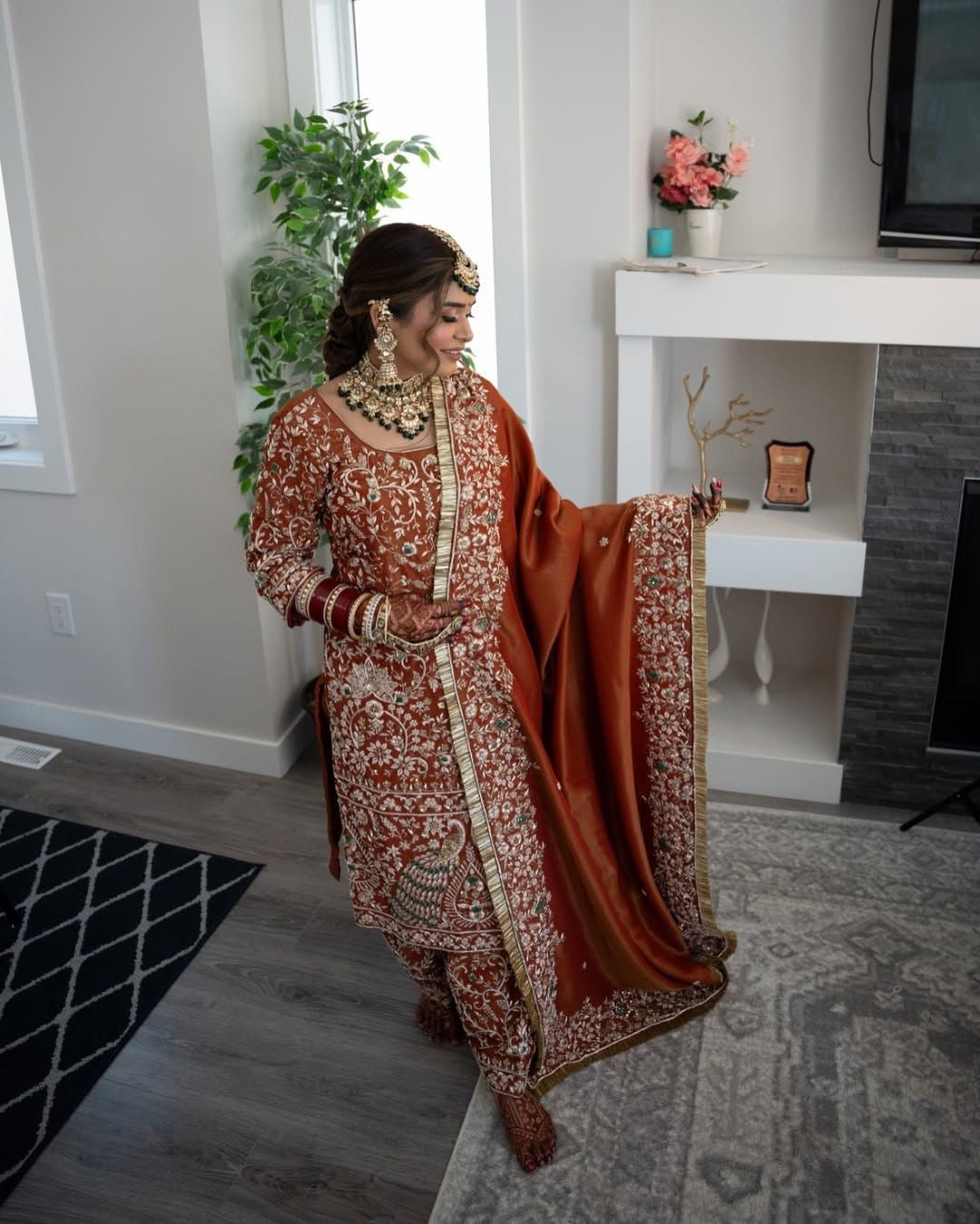 Salwar suit