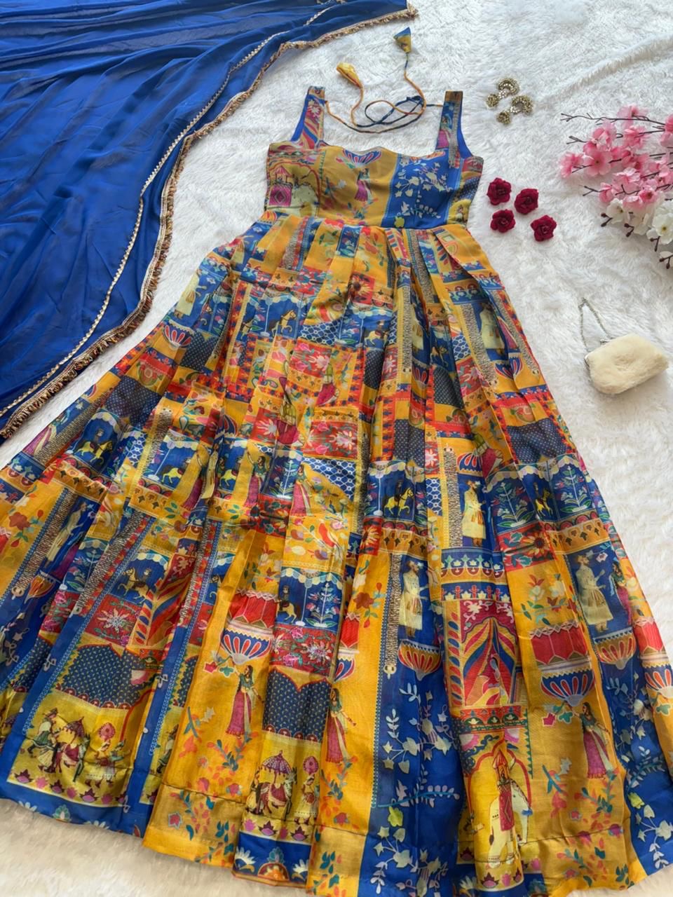 Raja rani stitched gown