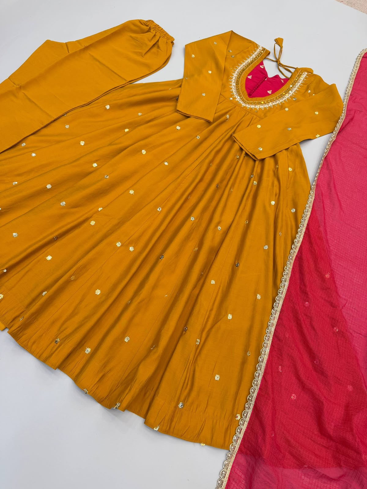 Viral anarkali