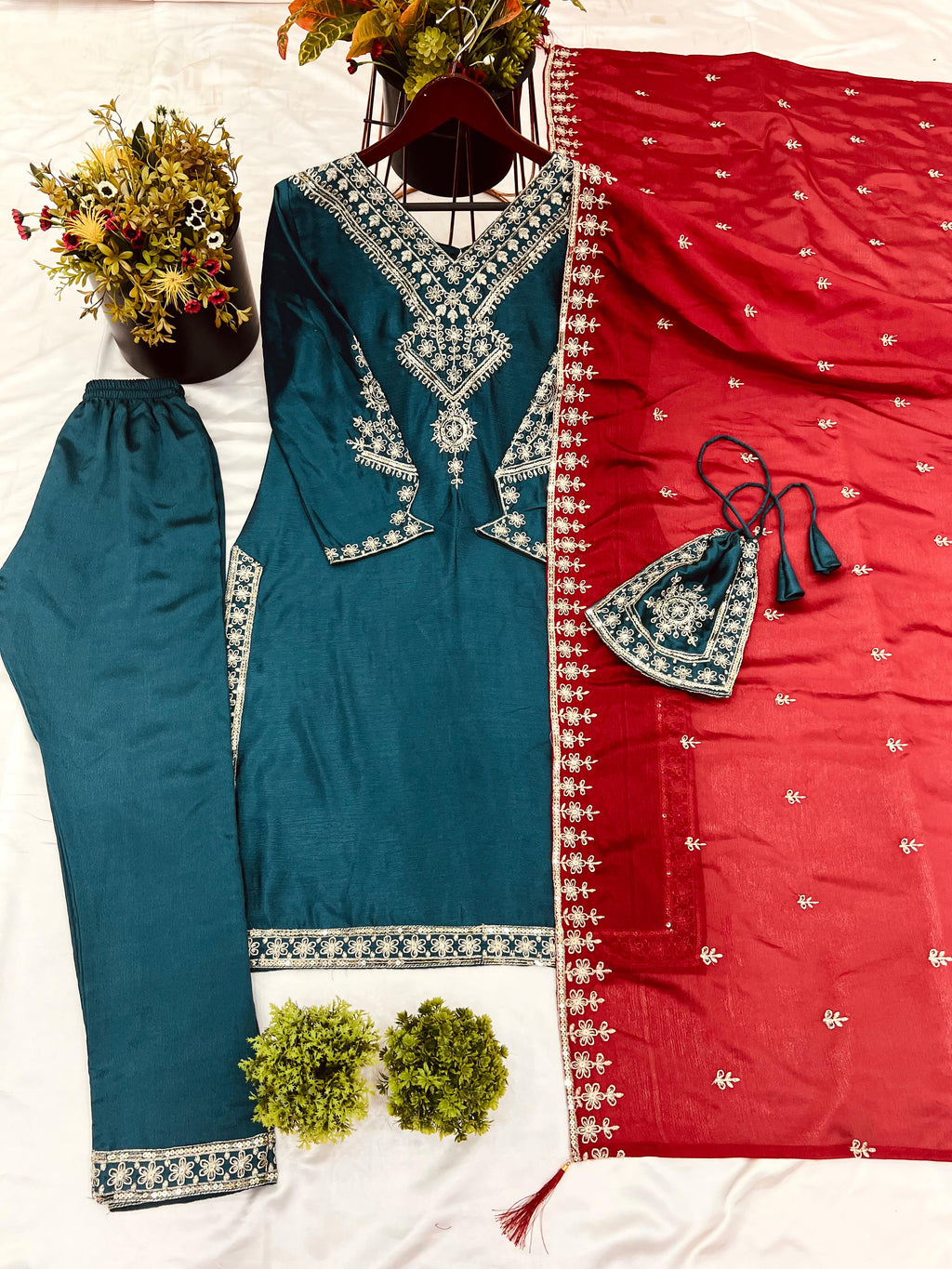 potli suit