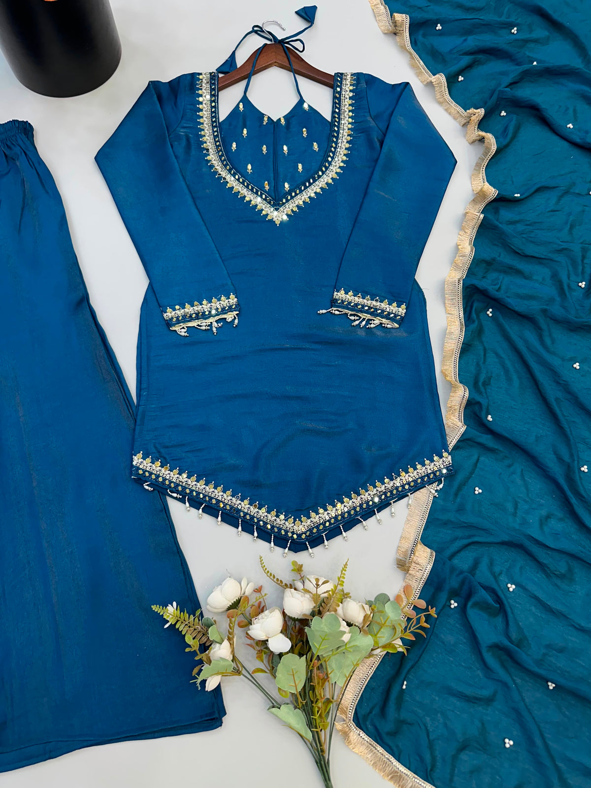 Rakhi outfit