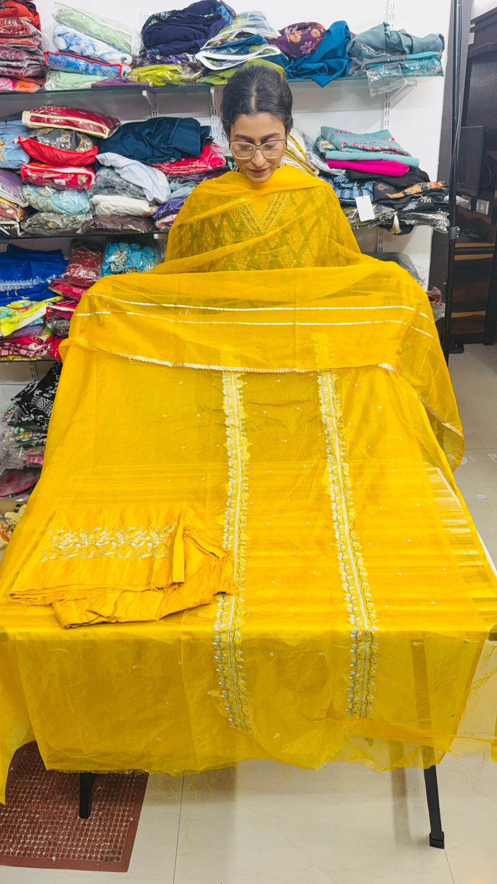 Unstitched organza