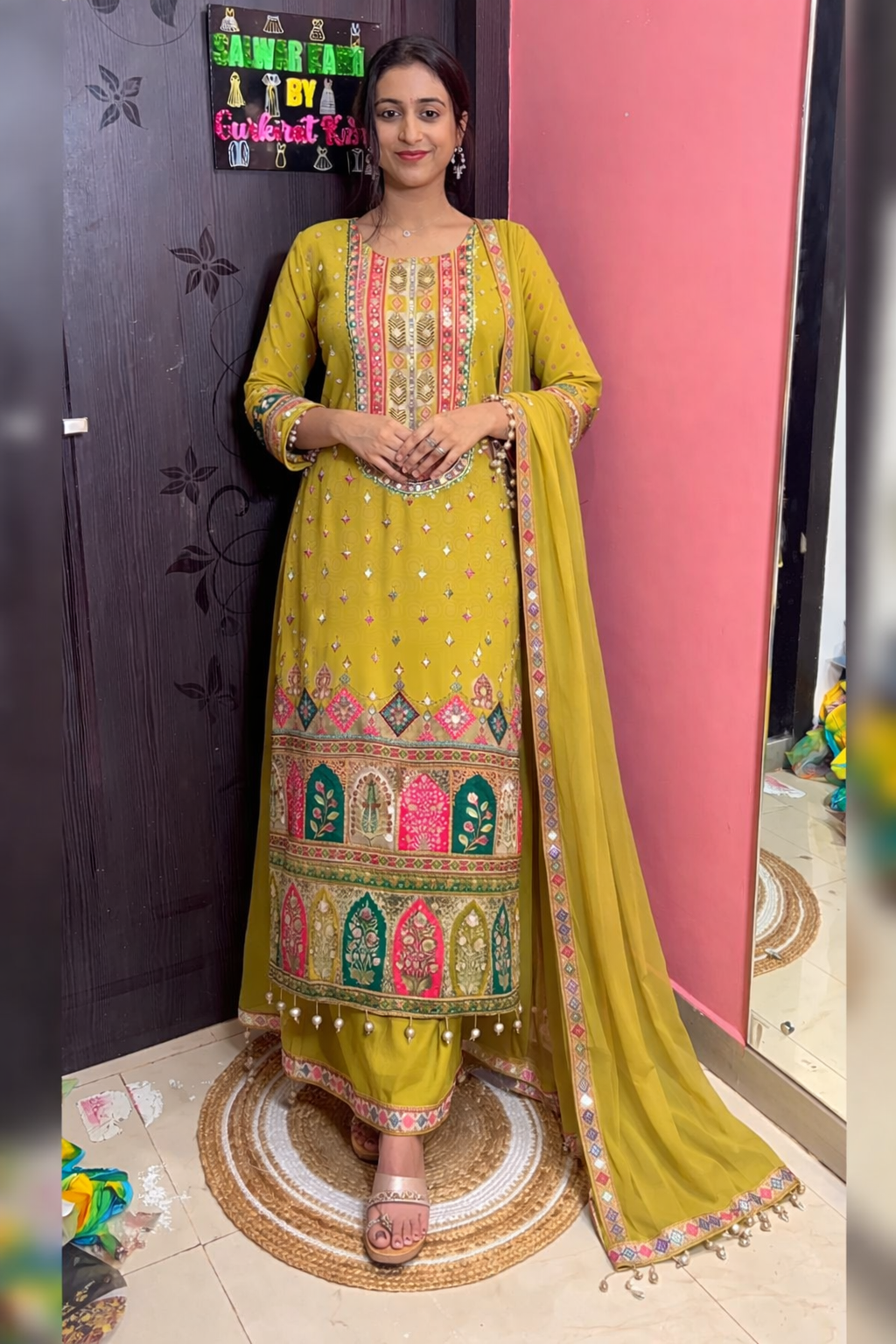 Pakistani suit