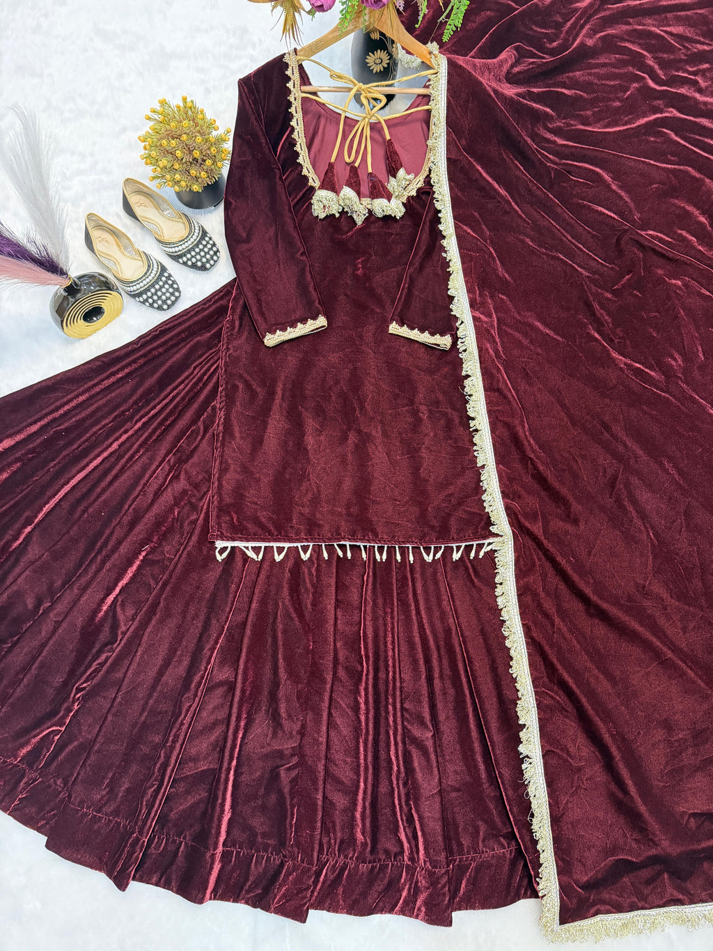 velvet lehnga