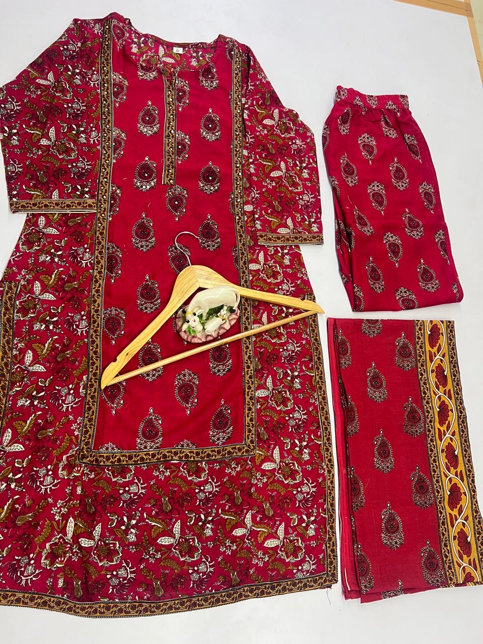 Pure cotton stitched suit