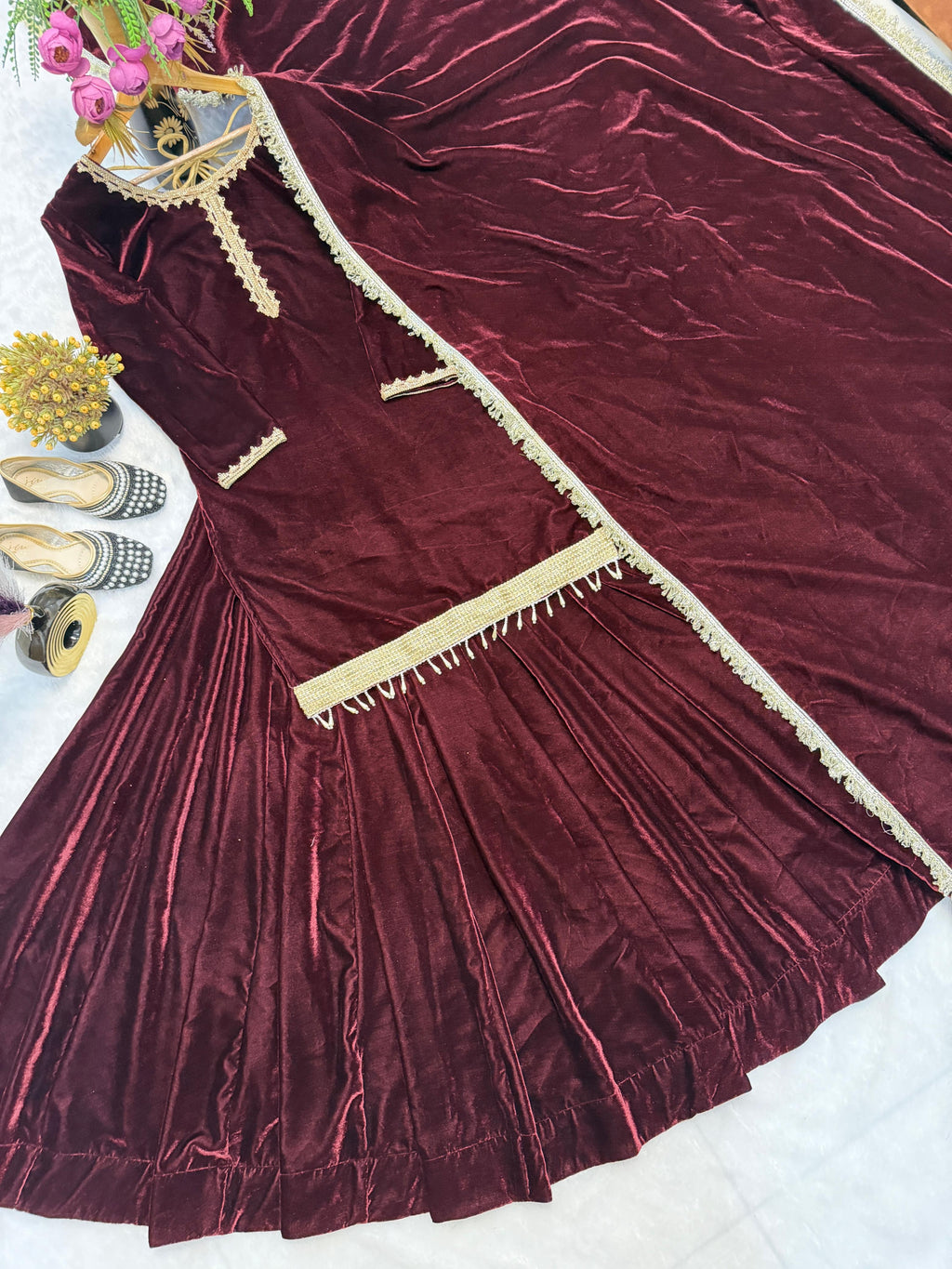 velvet lehnga