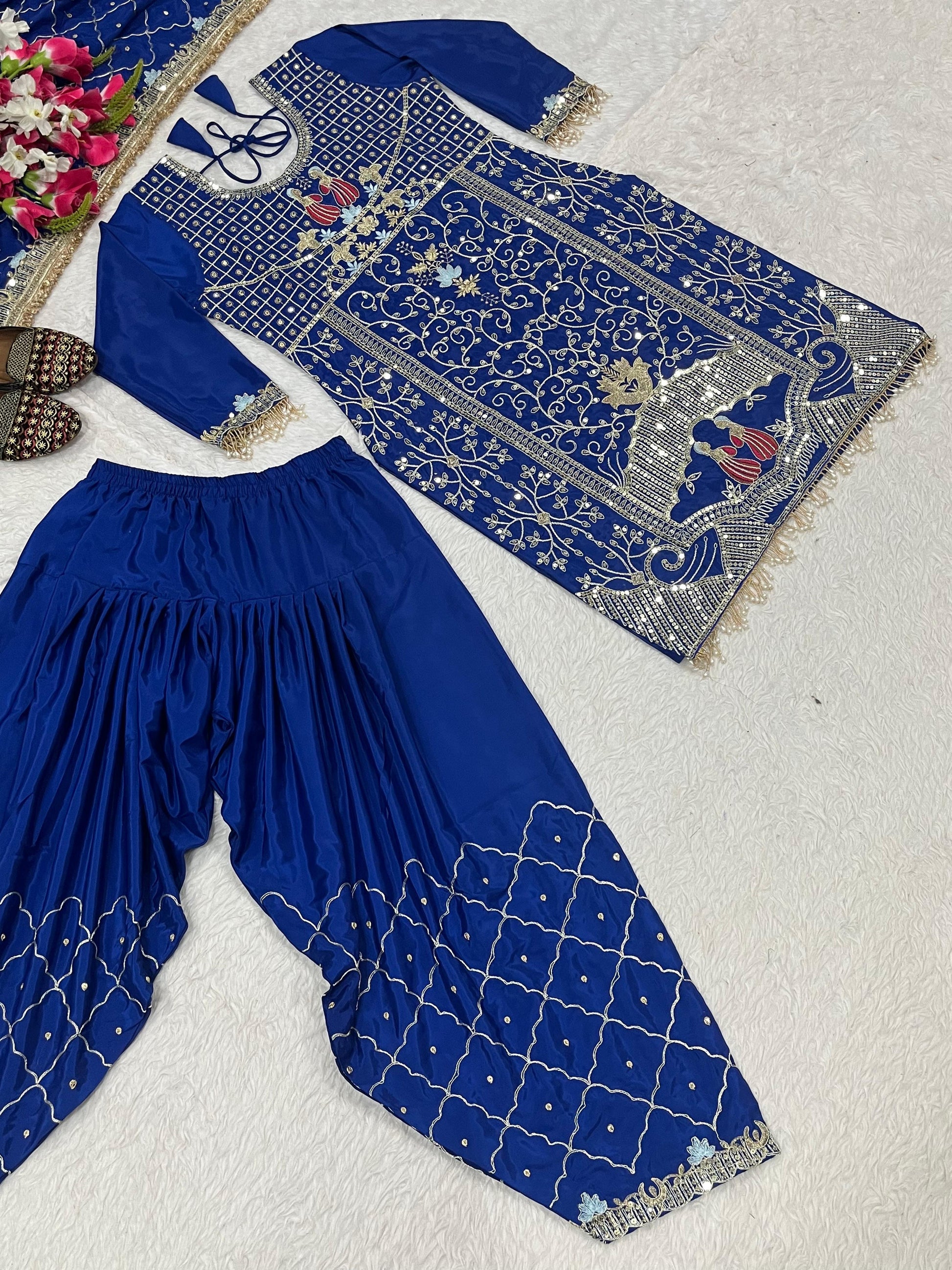 Salwar suit