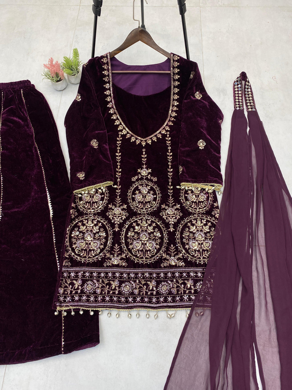 Velvet sharar suit